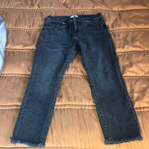 Women’s Faded Black Good American Fray Jeans 4/27